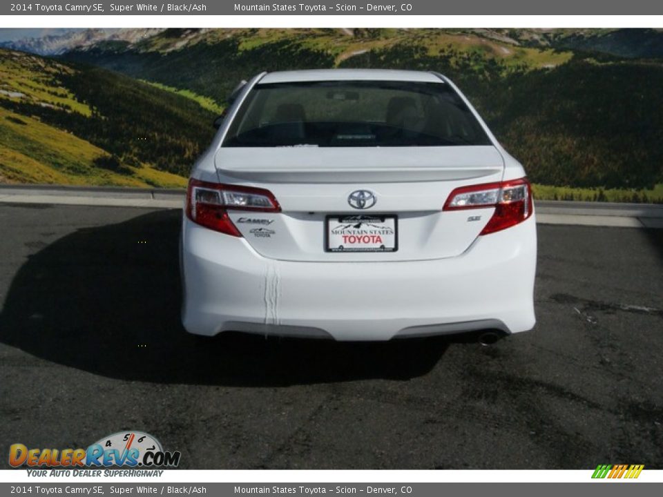 2014 Toyota Camry SE Super White / Black/Ash Photo #4