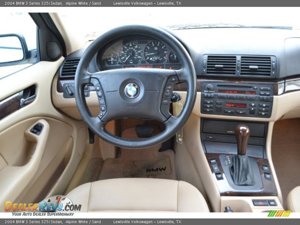 2004 BMW 3 Series 325i Sedan Alpine White / Sand Photo #15
