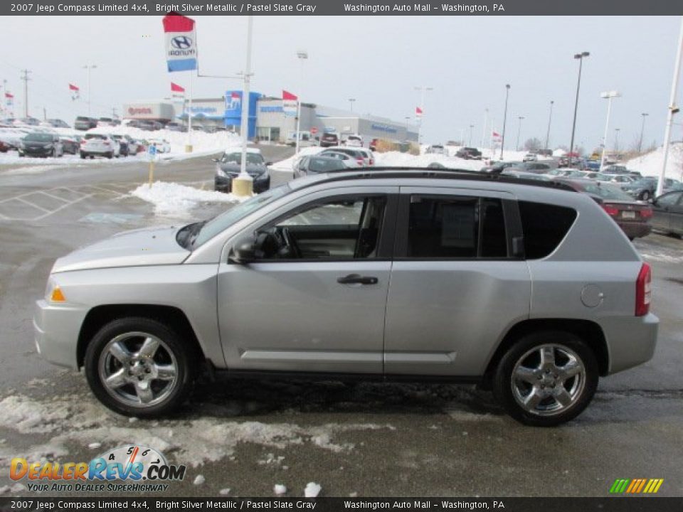 2007 Jeep Compass Limited 4x4 Bright Silver Metallic / Pastel Slate Gray Photo #7