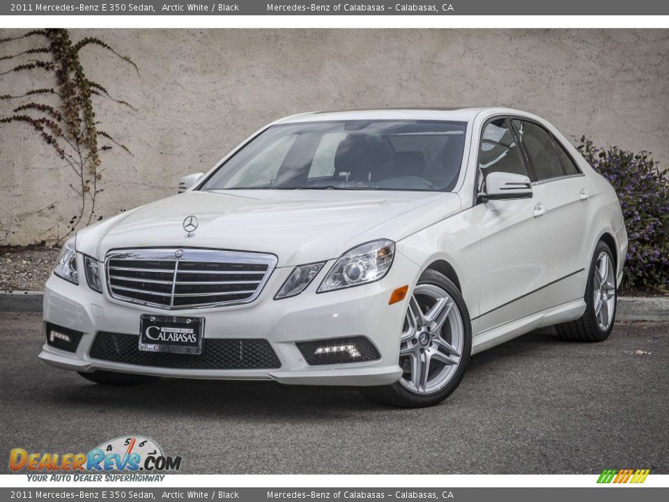2011 Mercedes-Benz E 350 Sedan Arctic White / Black Photo #12