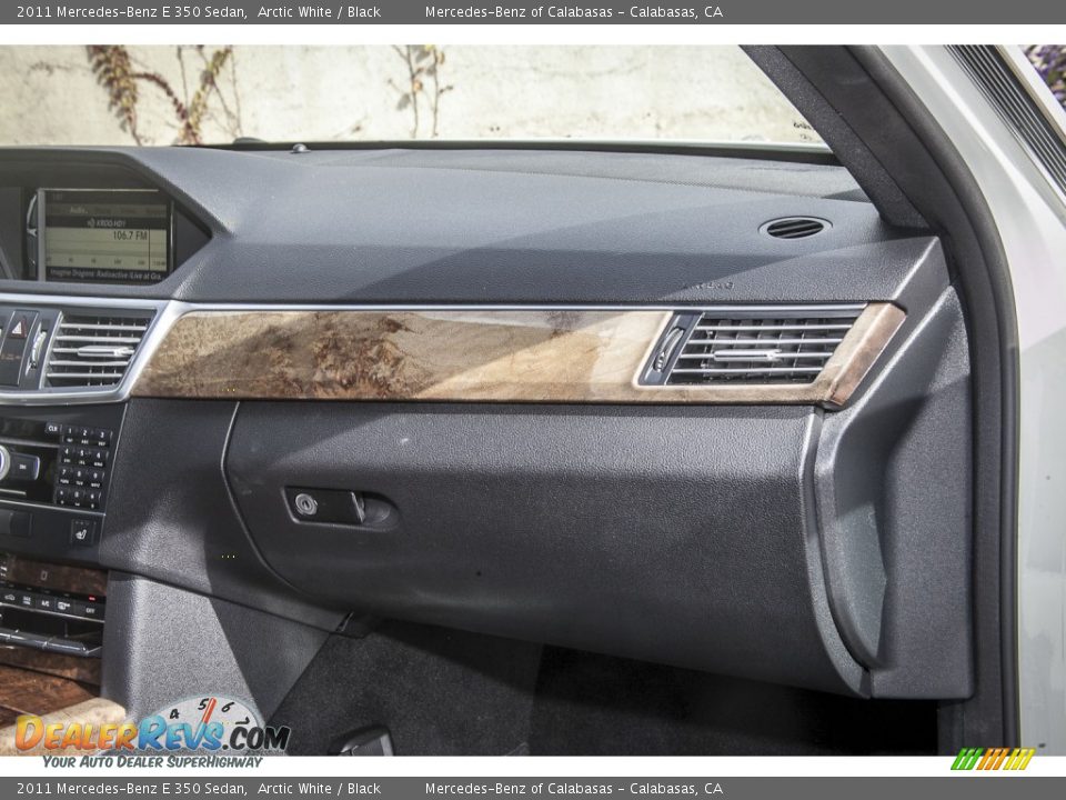 2011 Mercedes-Benz E 350 Sedan Arctic White / Black Photo #21