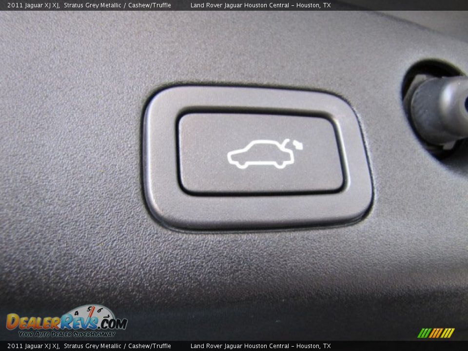2011 Jaguar XJ XJ Stratus Grey Metallic / Cashew/Truffle Photo #32