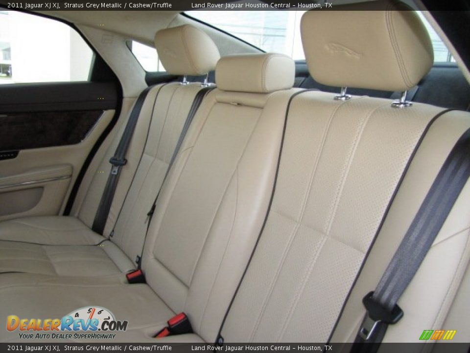 2011 Jaguar XJ XJ Stratus Grey Metallic / Cashew/Truffle Photo #33