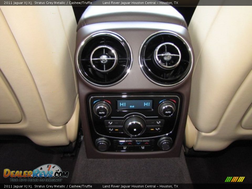 2011 Jaguar XJ XJ Stratus Grey Metallic / Cashew/Truffle Photo #34