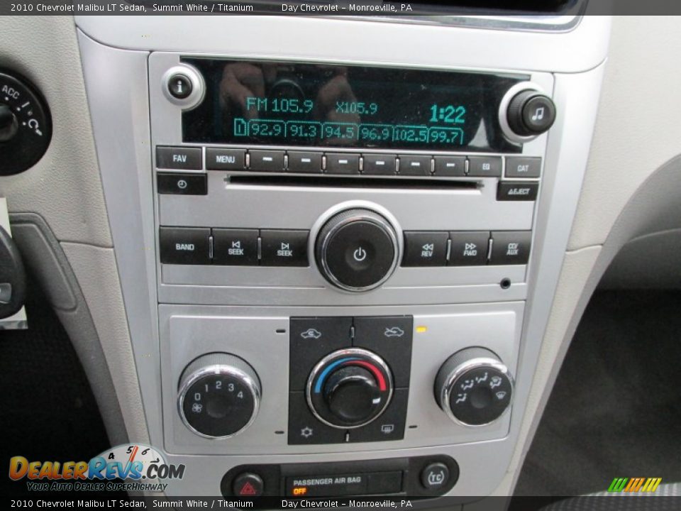 2010 Chevrolet Malibu LT Sedan Summit White / Titanium Photo #16