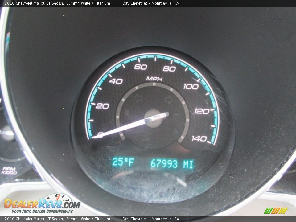 2010 Chevrolet Malibu LT Sedan Summit White / Titanium Photo #20