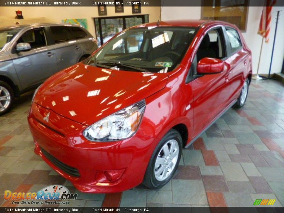 Front 3/4 View of 2014 Mitsubishi Mirage DE Photo #3