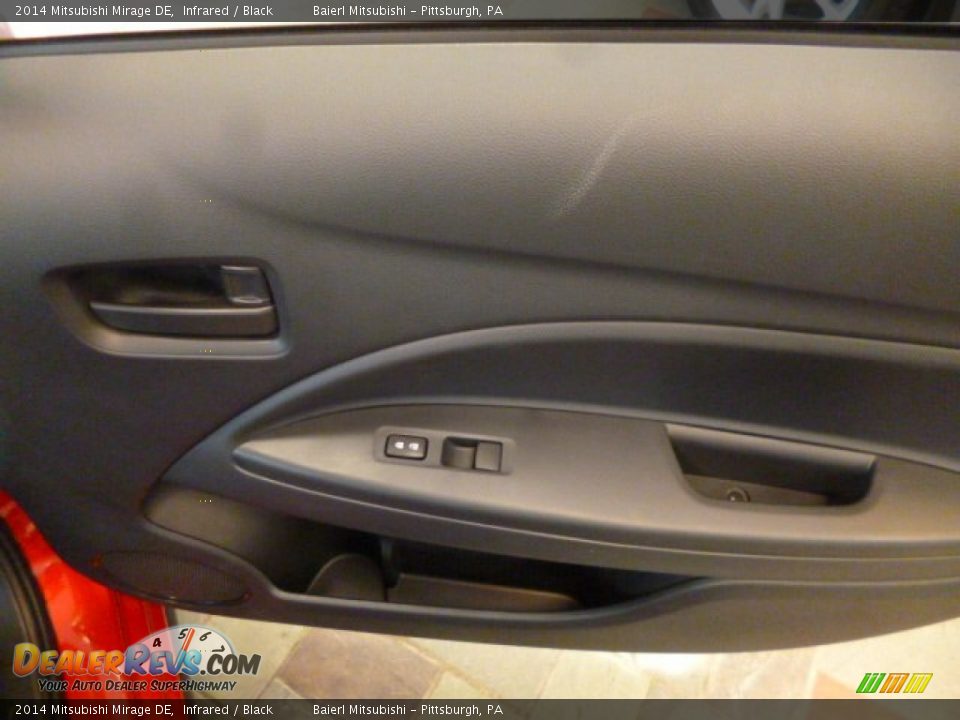2014 Mitsubishi Mirage DE Infrared / Black Photo #10