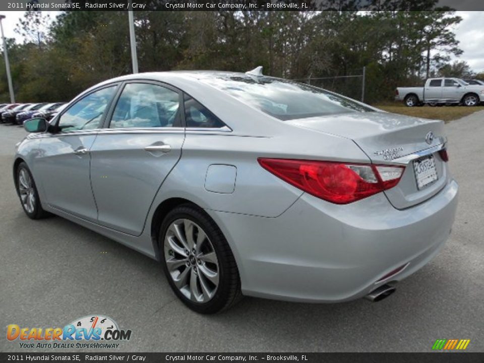 2011 Hyundai Sonata SE Radiant Silver / Gray Photo #3