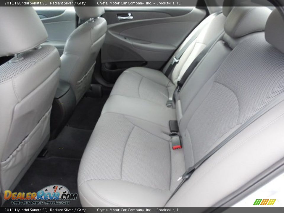 2011 Hyundai Sonata SE Radiant Silver / Gray Photo #5