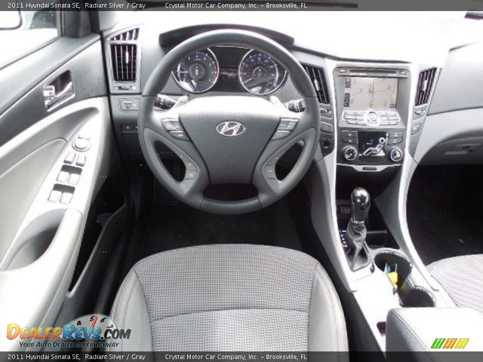 2011 Hyundai Sonata SE Radiant Silver / Gray Photo #6