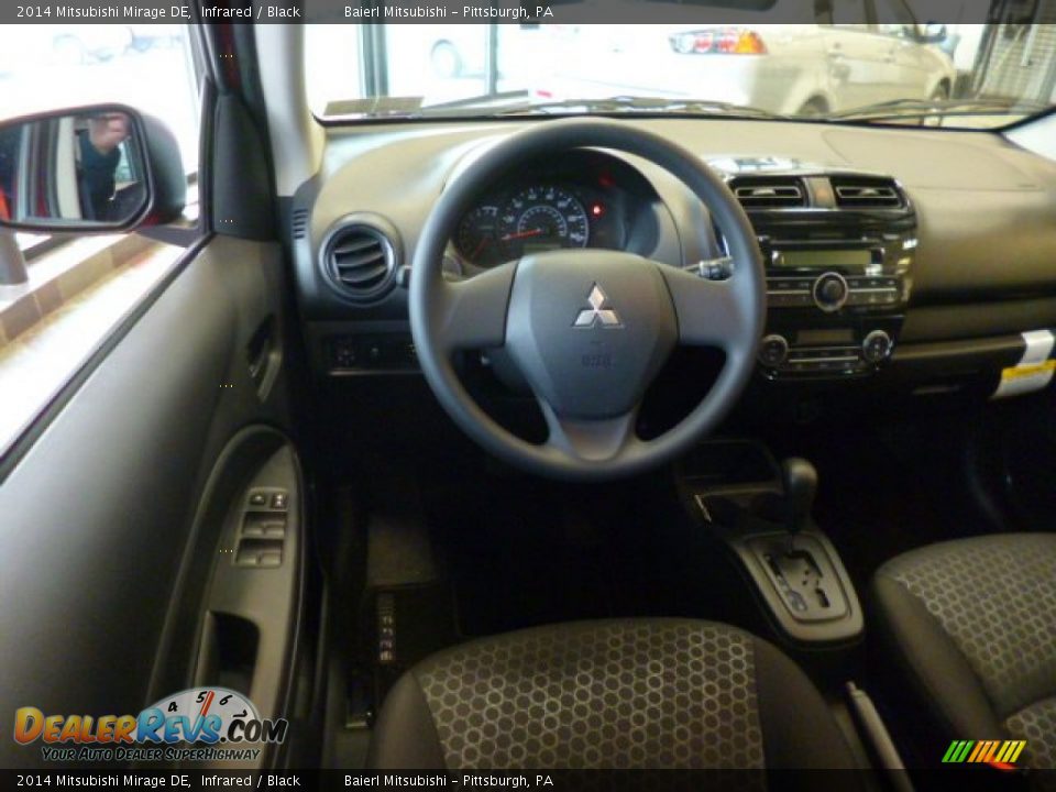 2014 Mitsubishi Mirage DE Infrared / Black Photo #14