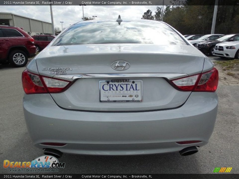 2011 Hyundai Sonata SE Radiant Silver / Gray Photo #7