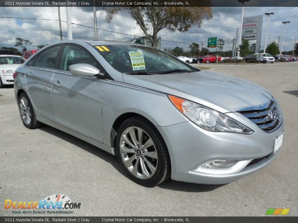 2011 Hyundai Sonata SE Radiant Silver / Gray Photo #10