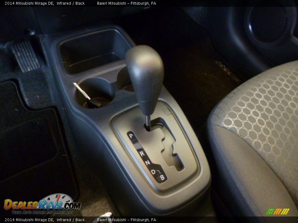 2014 Mitsubishi Mirage DE Shifter Photo #18