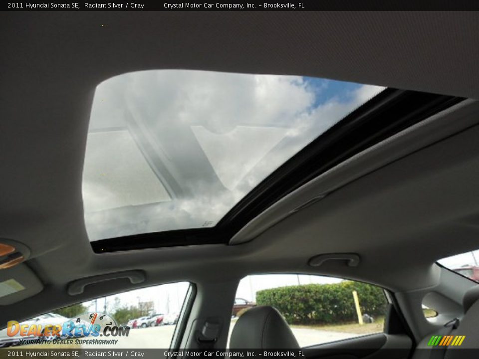 2011 Hyundai Sonata SE Radiant Silver / Gray Photo #21