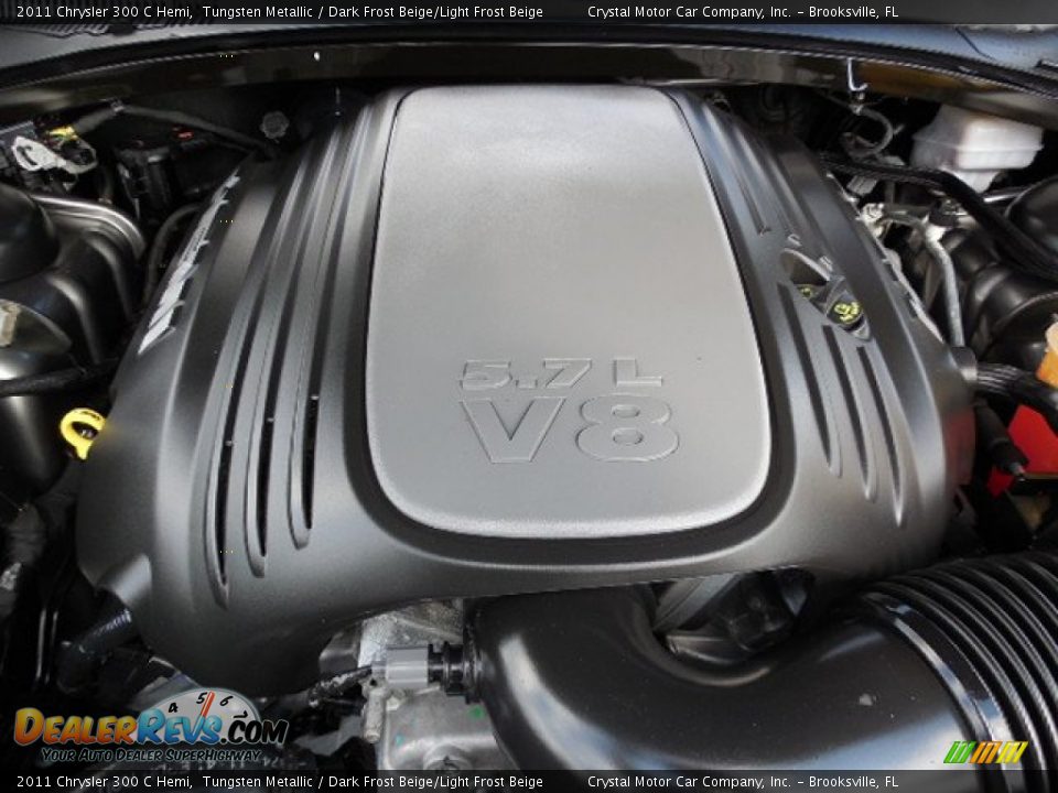 2011 Chrysler 300 C Hemi Tungsten Metallic / Dark Frost Beige/Light Frost Beige Photo #16