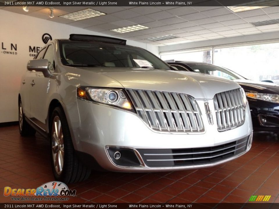 2011 Lincoln MKT AWD EcoBoost Ingot Silver Metallic / Light Stone Photo #3