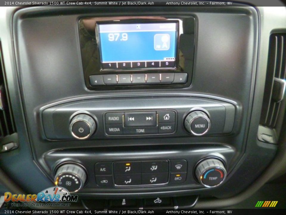 Controls of 2014 Chevrolet Silverado 1500 WT Crew Cab 4x4 Photo #19