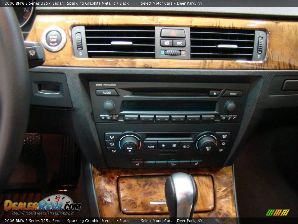 2006 BMW 3 Series 325xi Sedan Sparkling Graphite Metallic / Black Photo #10