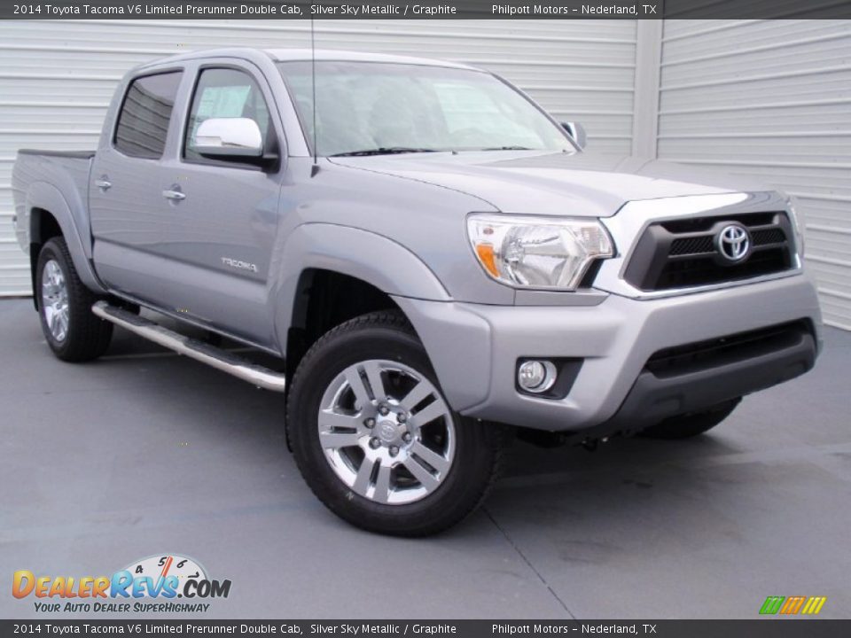 Front 3/4 View of 2014 Toyota Tacoma V6 Limited Prerunner Double Cab Photo #1