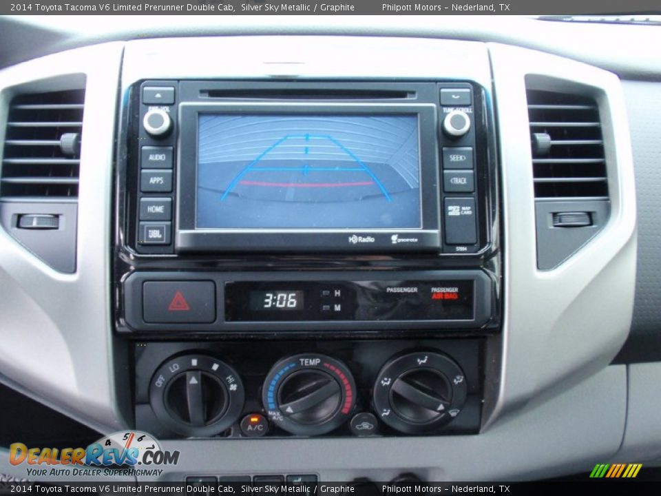 Controls of 2014 Toyota Tacoma V6 Limited Prerunner Double Cab Photo #31