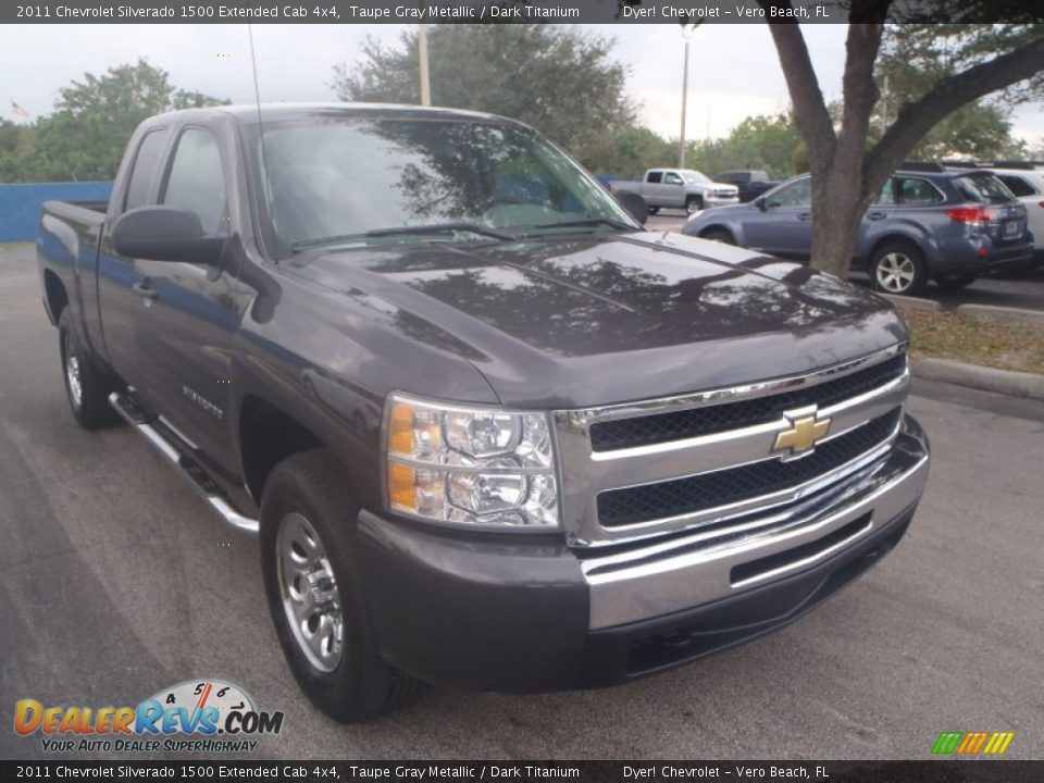 2011 Chevrolet Silverado 1500 Extended Cab 4x4 Taupe Gray Metallic / Dark Titanium Photo #1