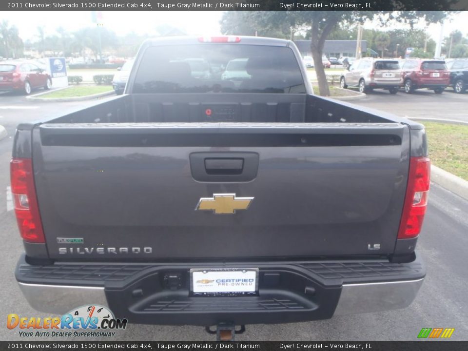 2011 Chevrolet Silverado 1500 Extended Cab 4x4 Taupe Gray Metallic / Dark Titanium Photo #4