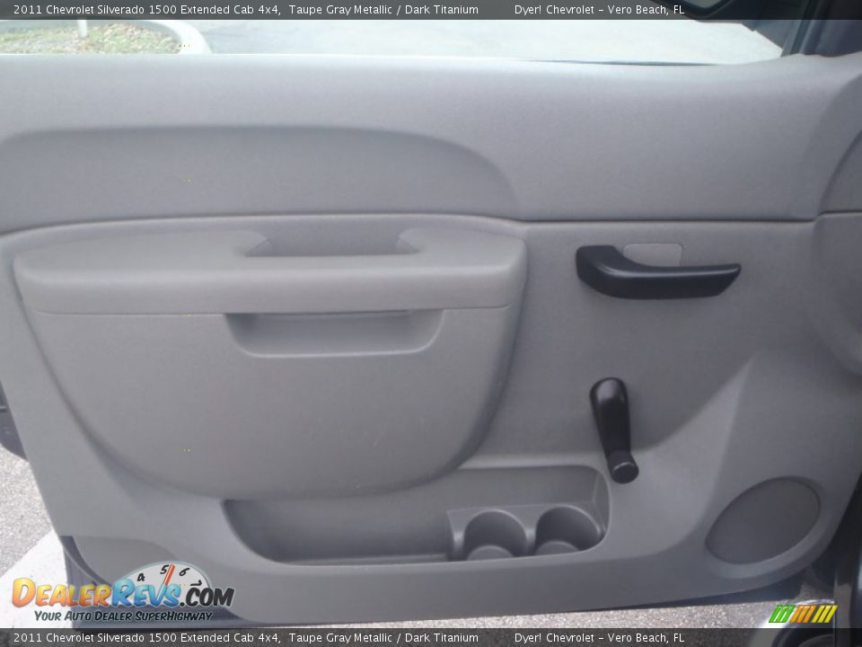 2011 Chevrolet Silverado 1500 Extended Cab 4x4 Taupe Gray Metallic / Dark Titanium Photo #11