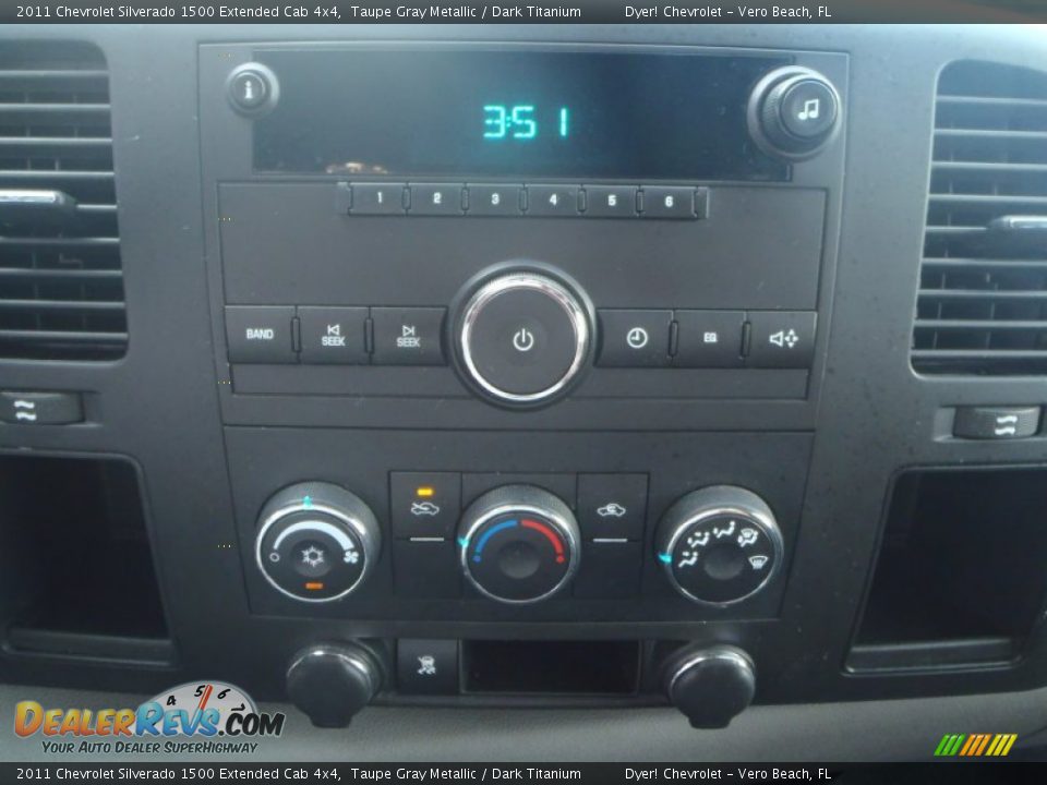 2011 Chevrolet Silverado 1500 Extended Cab 4x4 Taupe Gray Metallic / Dark Titanium Photo #17