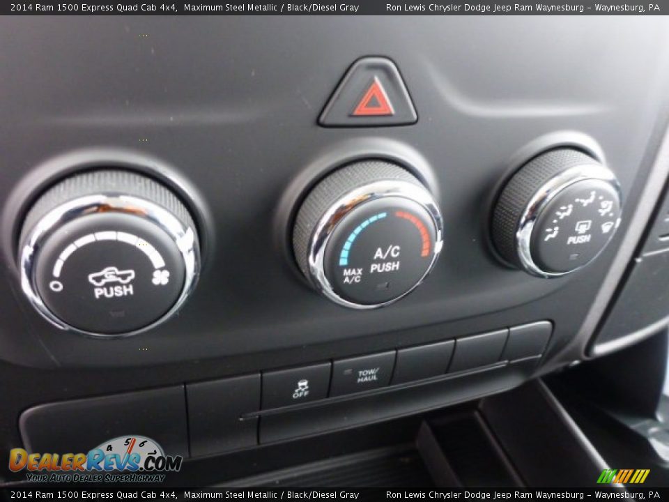 2014 Ram 1500 Express Quad Cab 4x4 Maximum Steel Metallic / Black/Diesel Gray Photo #19