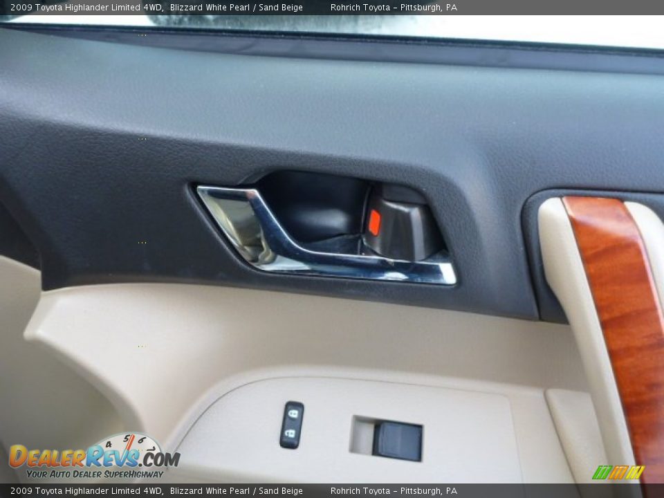 2009 Toyota Highlander Limited 4WD Blizzard White Pearl / Sand Beige Photo #11