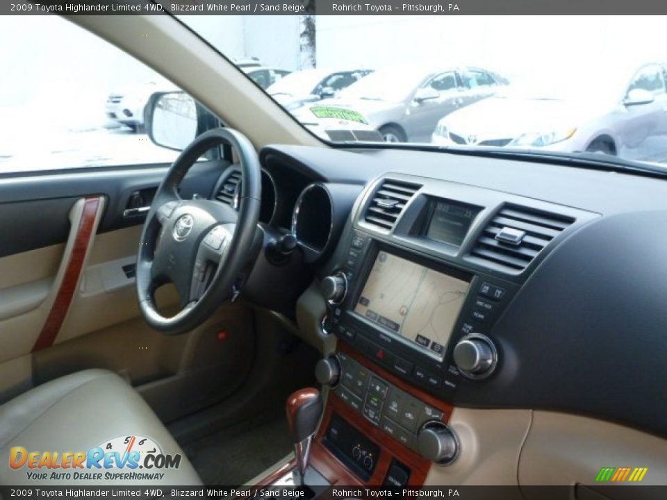 2009 Toyota Highlander Limited 4WD Blizzard White Pearl / Sand Beige Photo #12