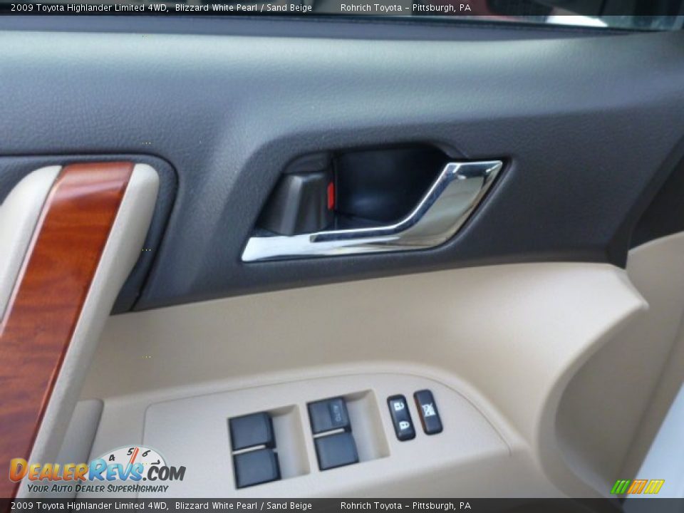 2009 Toyota Highlander Limited 4WD Blizzard White Pearl / Sand Beige Photo #19