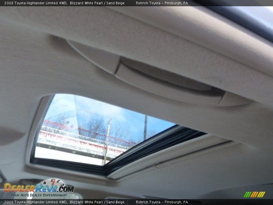 2009 Toyota Highlander Limited 4WD Blizzard White Pearl / Sand Beige Photo #21