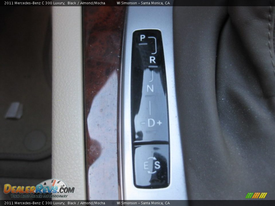 2011 Mercedes-Benz C 300 Luxury Black / Almond/Mocha Photo #11
