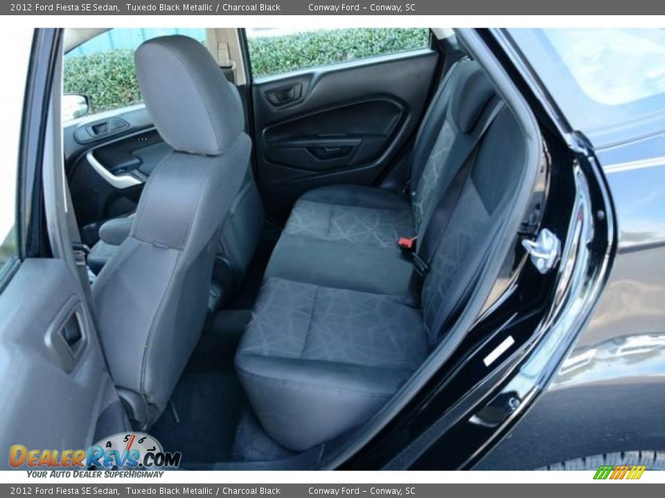 2012 Ford Fiesta SE Sedan Tuxedo Black Metallic / Charcoal Black Photo #11