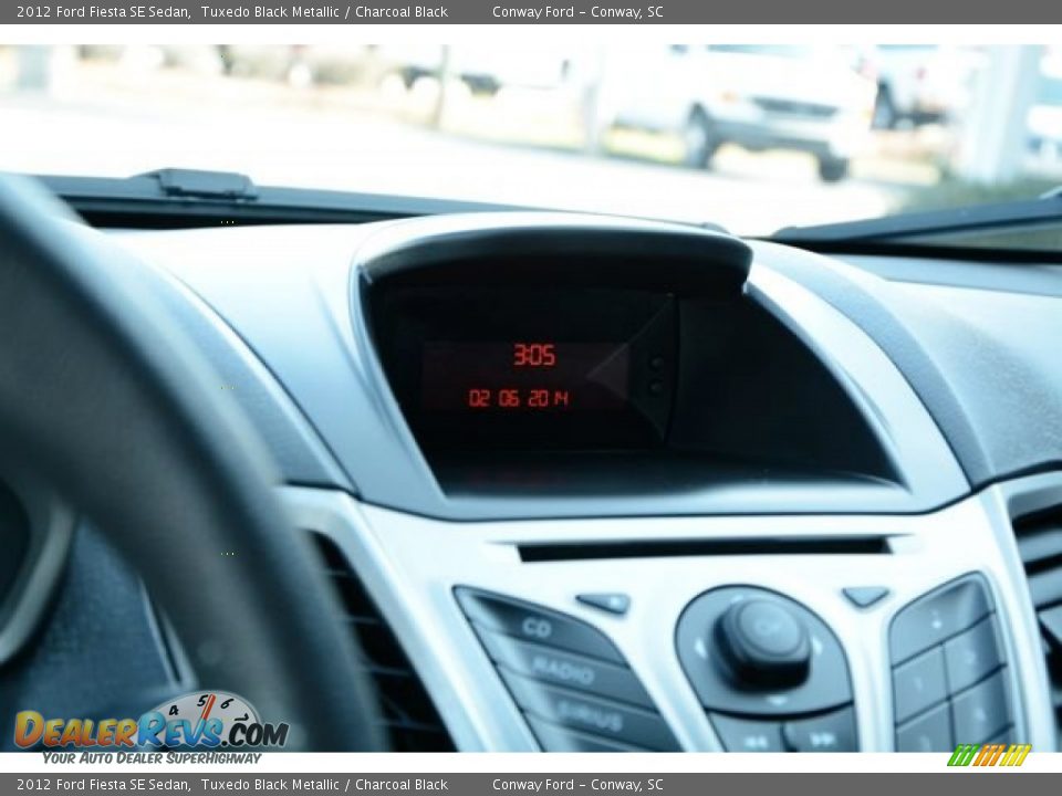 2012 Ford Fiesta SE Sedan Tuxedo Black Metallic / Charcoal Black Photo #24