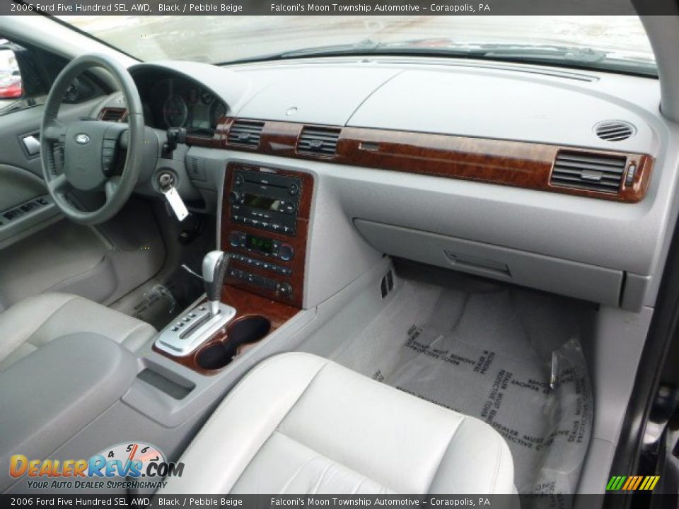 2006 Ford Five Hundred SEL AWD Black / Pebble Beige Photo #11