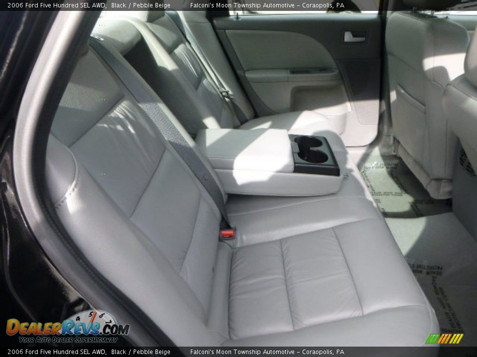 2006 Ford Five Hundred SEL AWD Black / Pebble Beige Photo #14