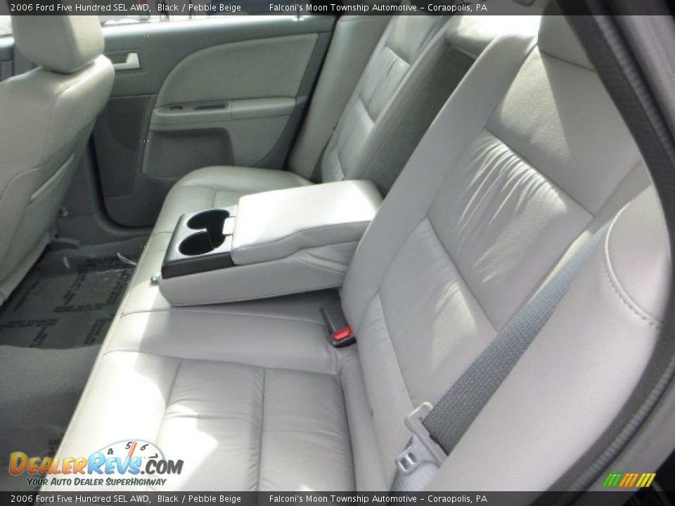 2006 Ford Five Hundred SEL AWD Black / Pebble Beige Photo #17