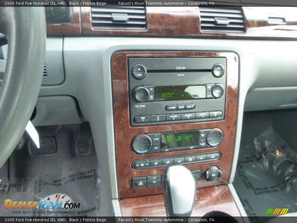 2006 Ford Five Hundred SEL AWD Black / Pebble Beige Photo #23