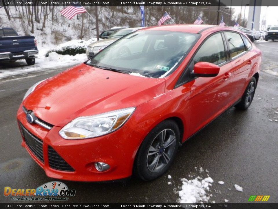 2012 Ford Focus SE Sport Sedan Race Red / Two-Tone Sport Photo #6