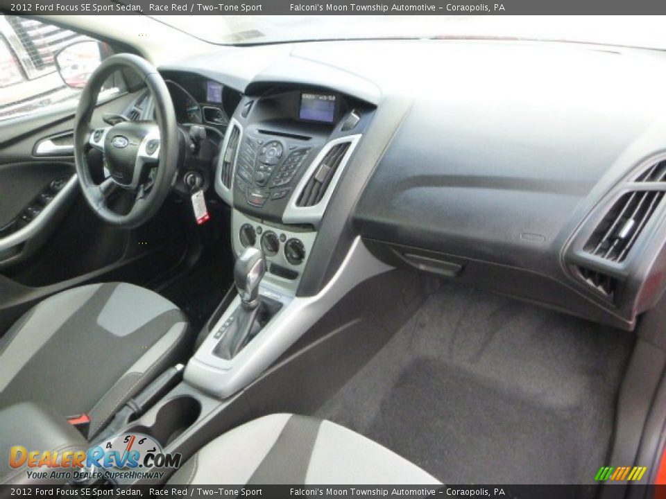 2012 Ford Focus SE Sport Sedan Race Red / Two-Tone Sport Photo #11