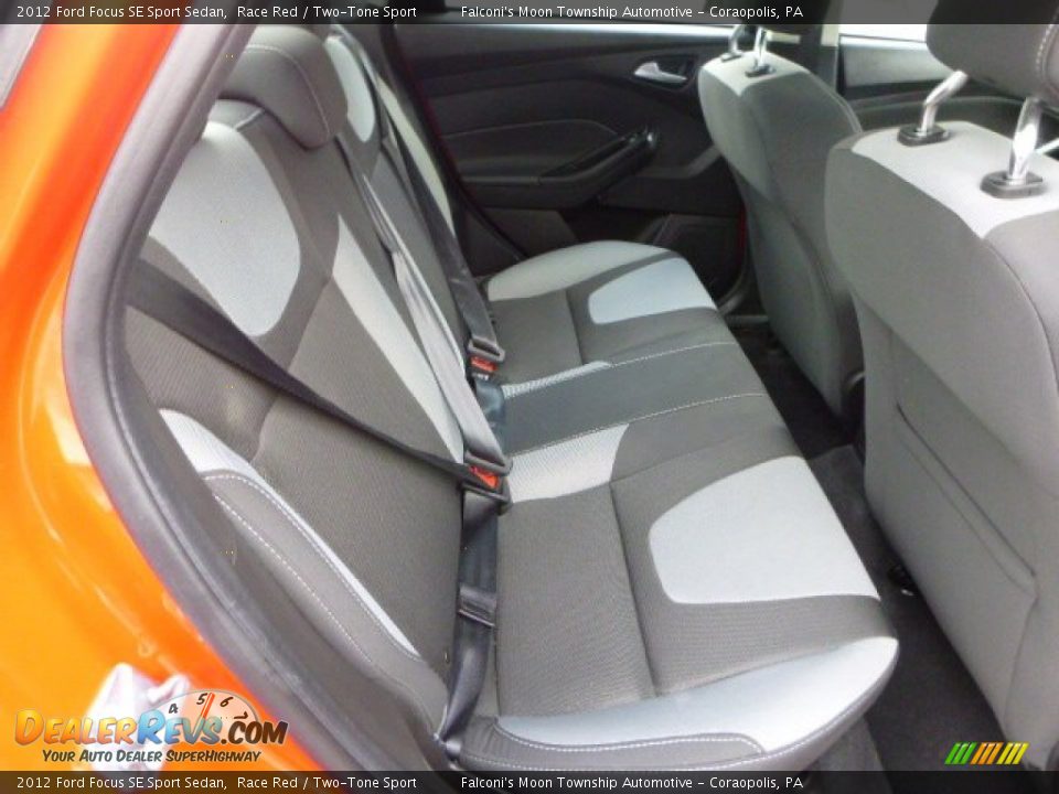 2012 Ford Focus SE Sport Sedan Race Red / Two-Tone Sport Photo #13