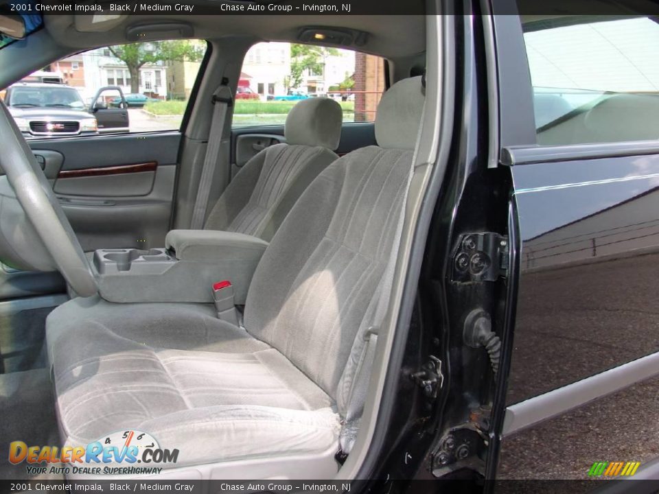 2001 Chevrolet Impala Black / Medium Gray Photo #10