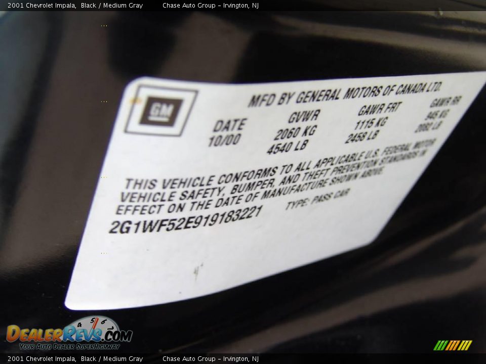 2001 Chevrolet Impala Black / Medium Gray Photo #32