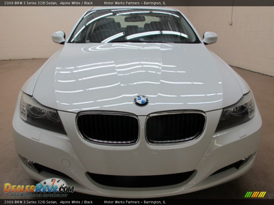 2009 BMW 3 Series 328i Sedan Alpine White / Black Photo #2