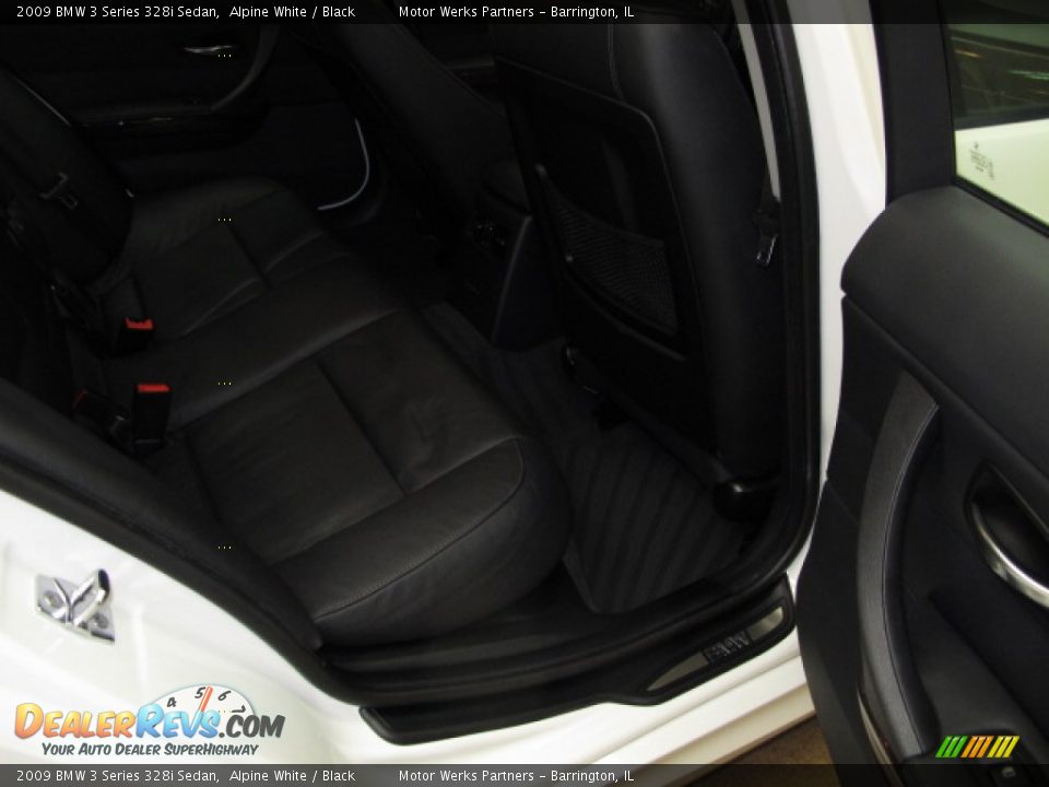2009 BMW 3 Series 328i Sedan Alpine White / Black Photo #19