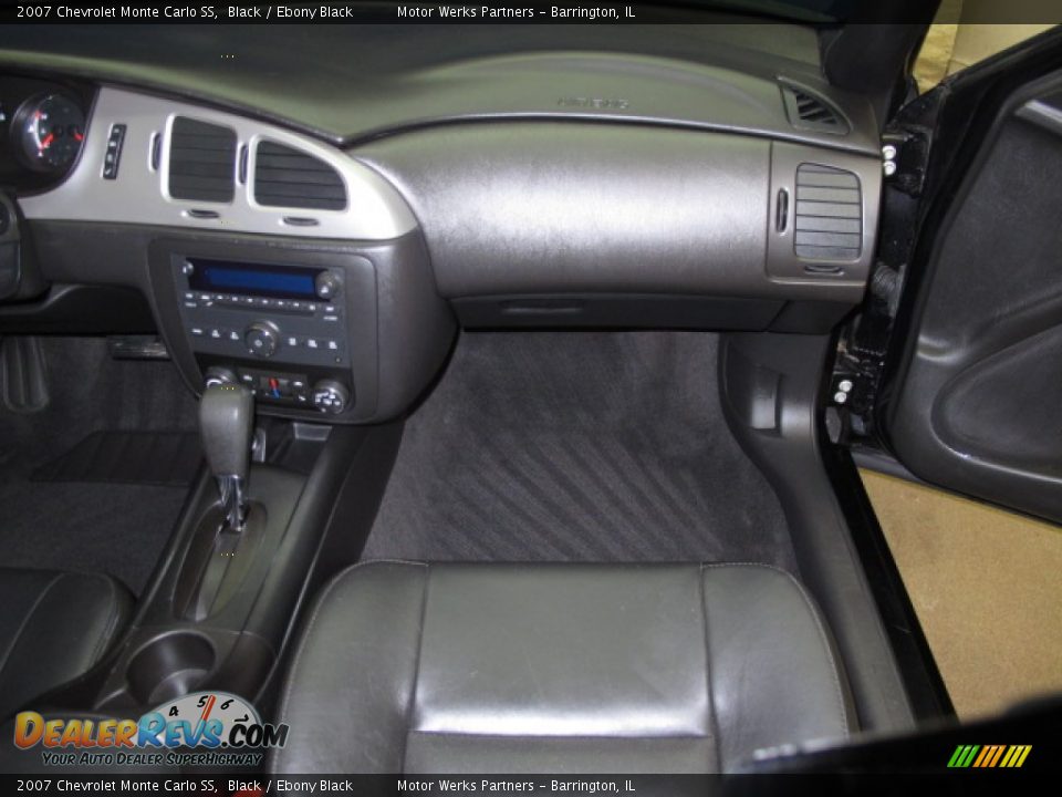 2007 Chevrolet Monte Carlo SS Black / Ebony Black Photo #23
